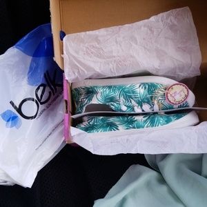 Jellypop Slip On Sneakers